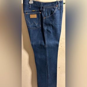 Men’s Wrangler Bootcut Blue Jeans(heavy starch)